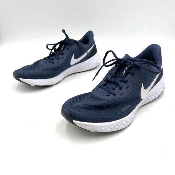 Nike  Revolution 5 Midnight Navy Sneakers BQ3204-400 - Picture 2 of 9